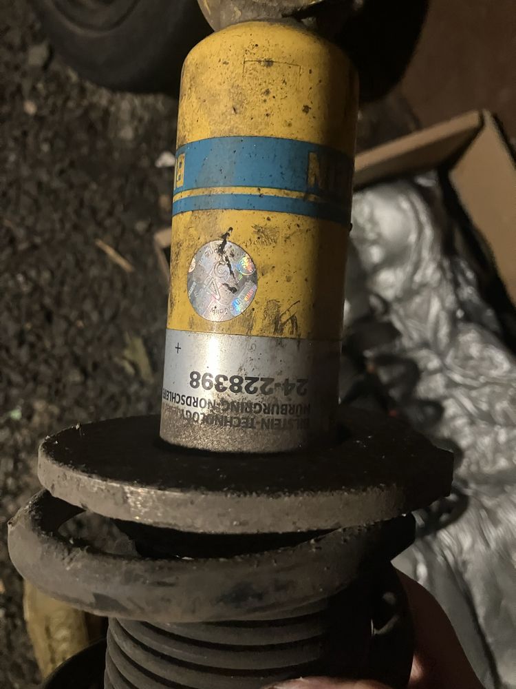 Задние аммортизаторы bilstein Toyota gt86 subaru brz