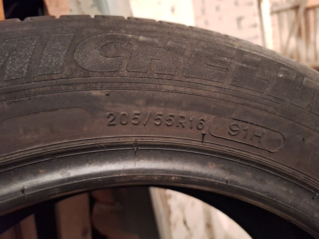 2x Michelin 205 55 r16