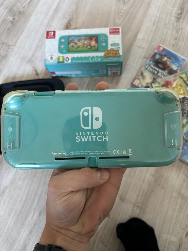 Nintendo switch lite + etui i 4 gry Wiedżmin, BOTW