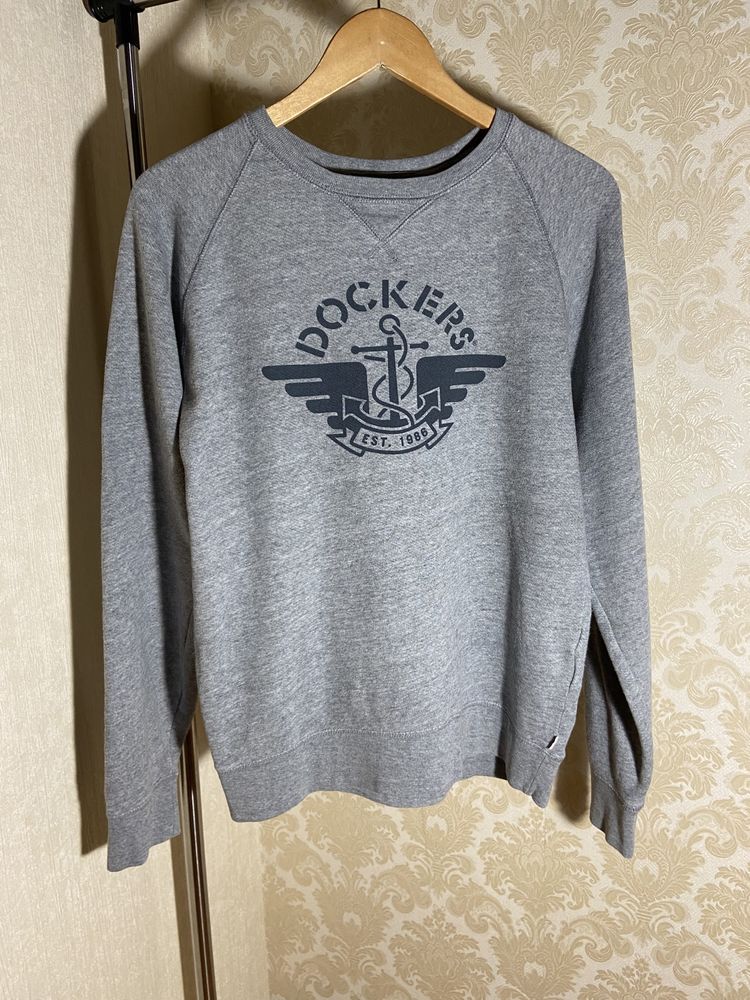 dockers sweatshirt