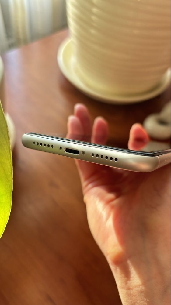 Iphone 11, 64 gb идеальное состояние