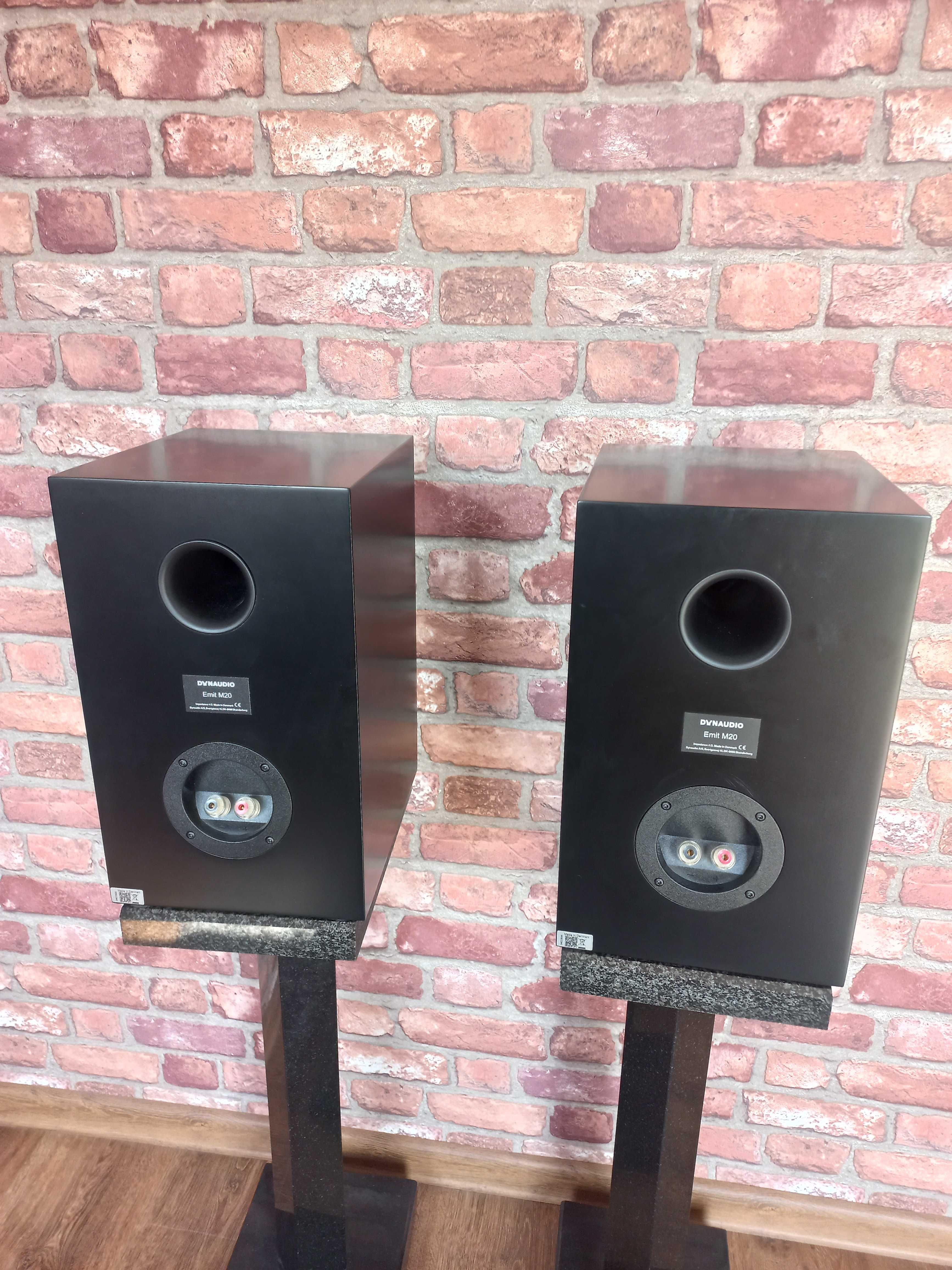 Dynaudio Emit M20