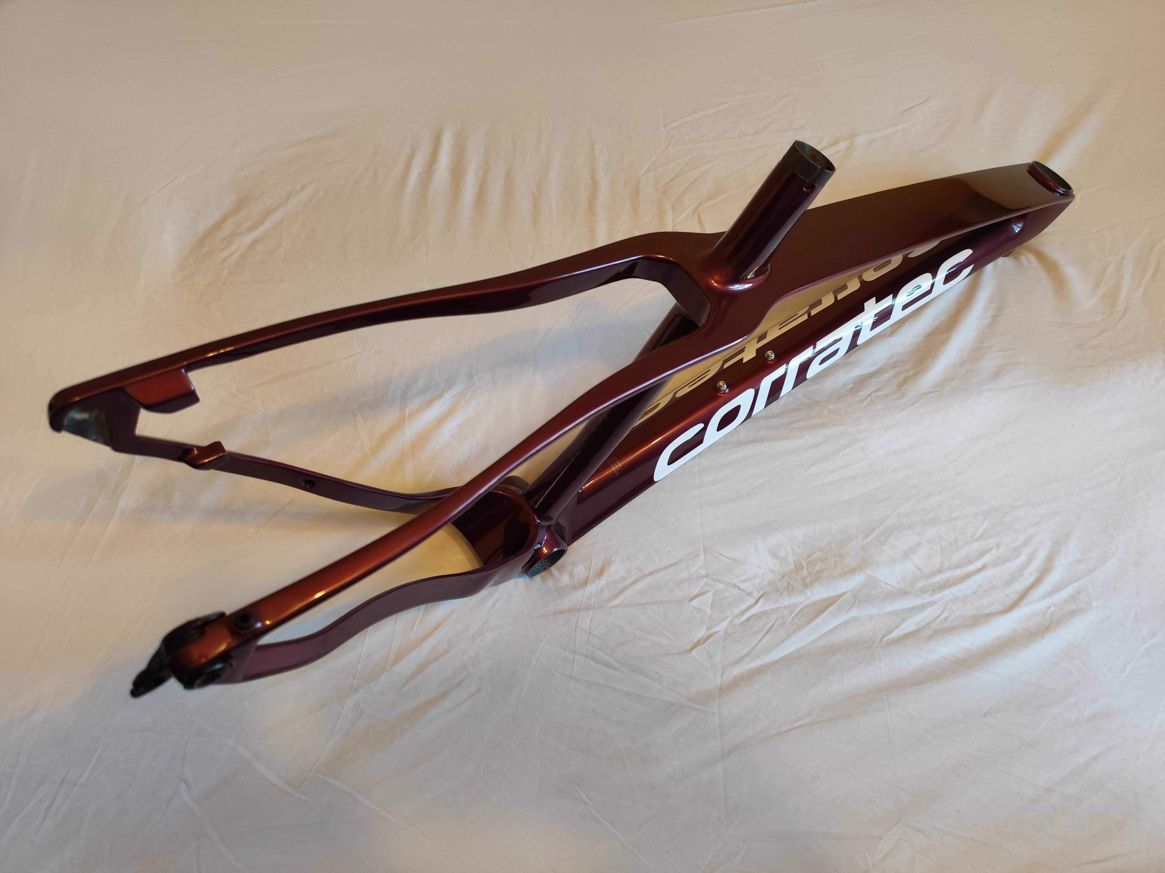 Corratec REVO BOW Elite rozm M Rama