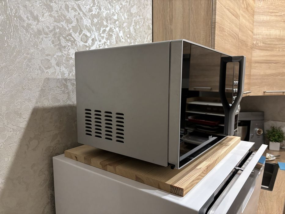 Мікрохвильовка вживана Vitek