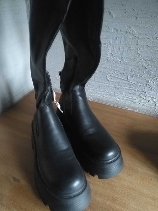 pull and bear, nowe kozaki damskie z elastyczną cholewką za kolano