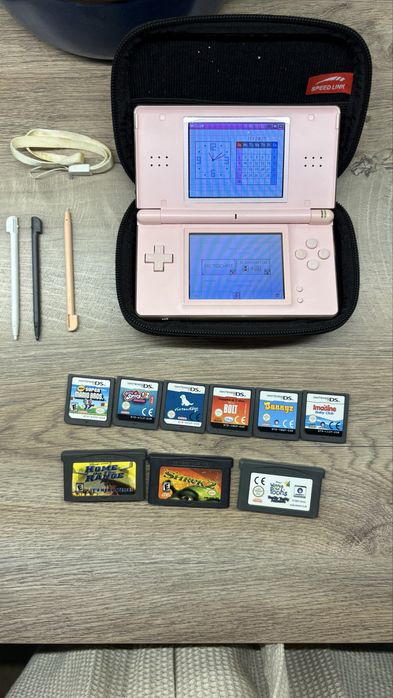 Nintendo DS lite