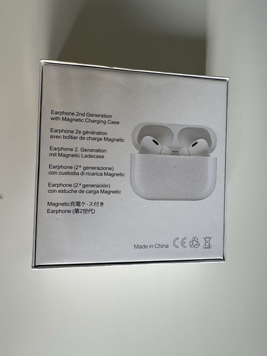 AirPods 2 Pro Apple