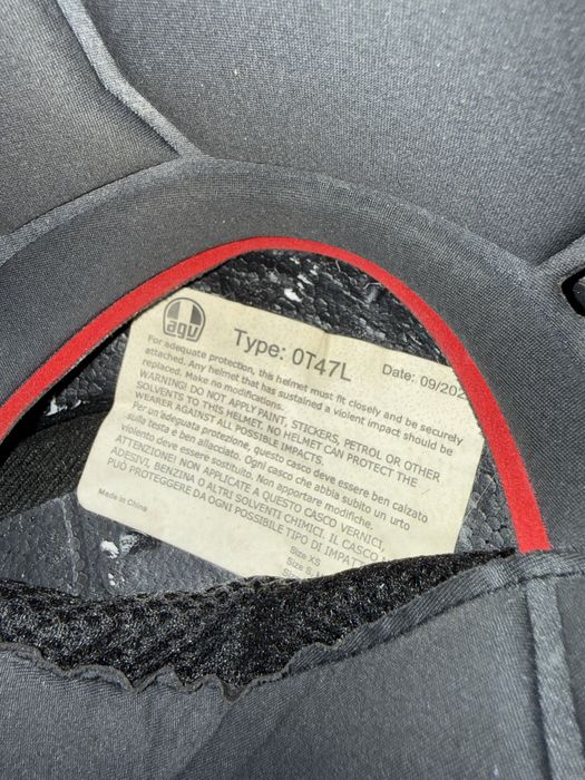 Продам мотошлем agv