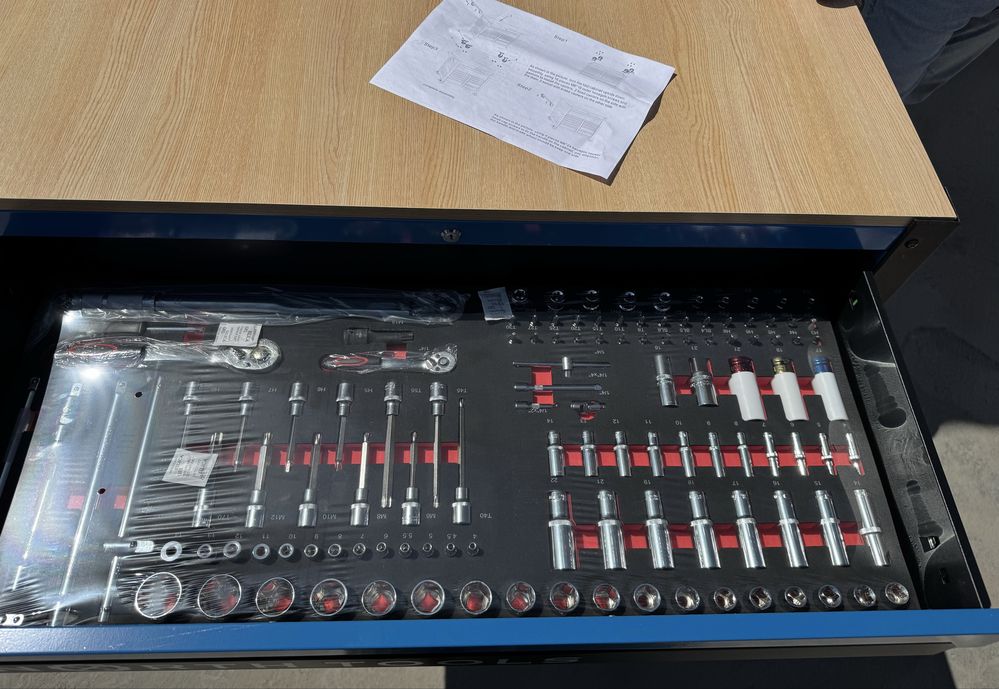 Wózek narzędziowy north tools 12 szuflad 359 części