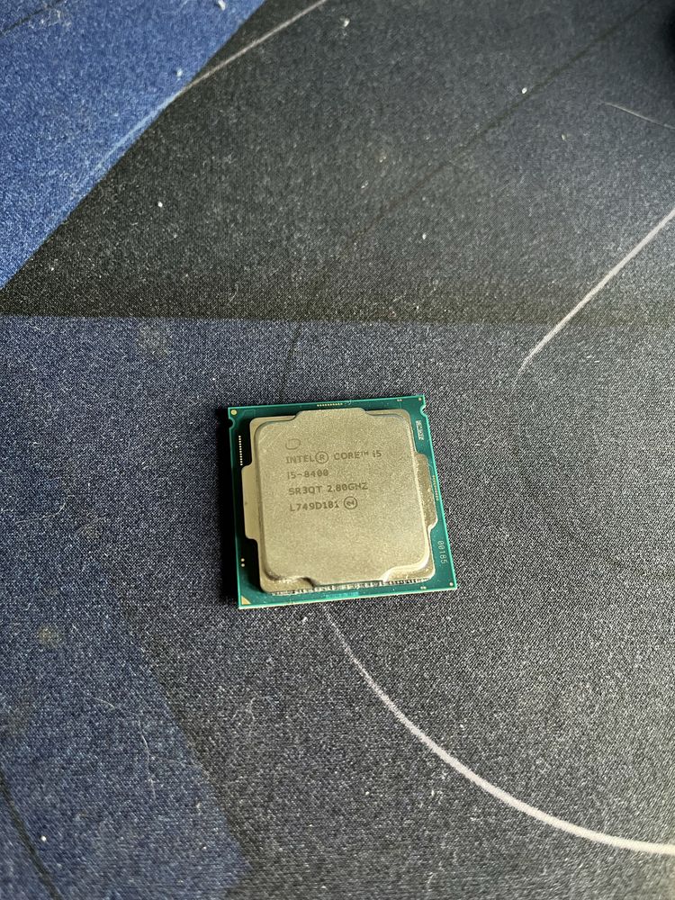 Intel córę i5-8400