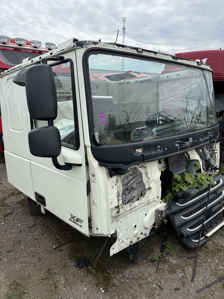 Кабіна Daf xf106 на куски