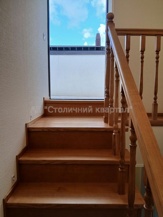 Довгострокова оренда таухаусу у с.Гора