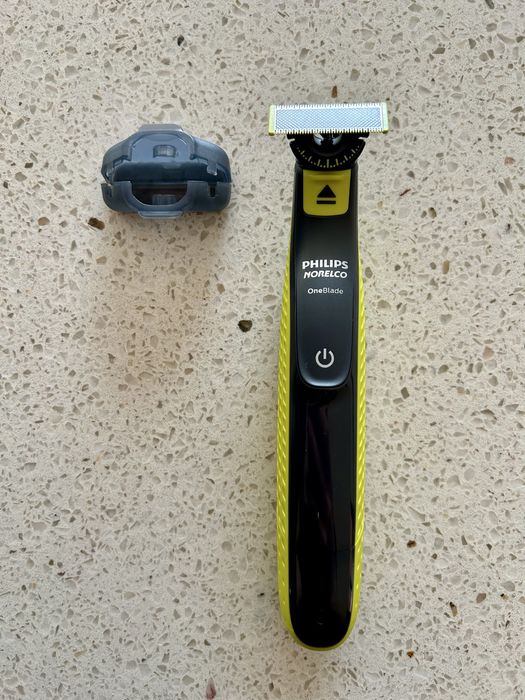 Електробритва PHILIPS NORELGO OneBlade 360 QP 2724/70