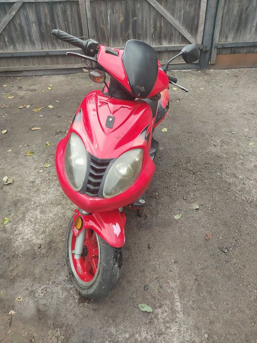 скутер 50 куб в отличном состоянии