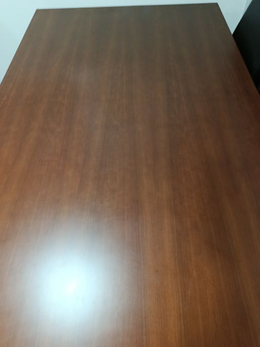 Mesa +Cadeiras  em cor cerejeira