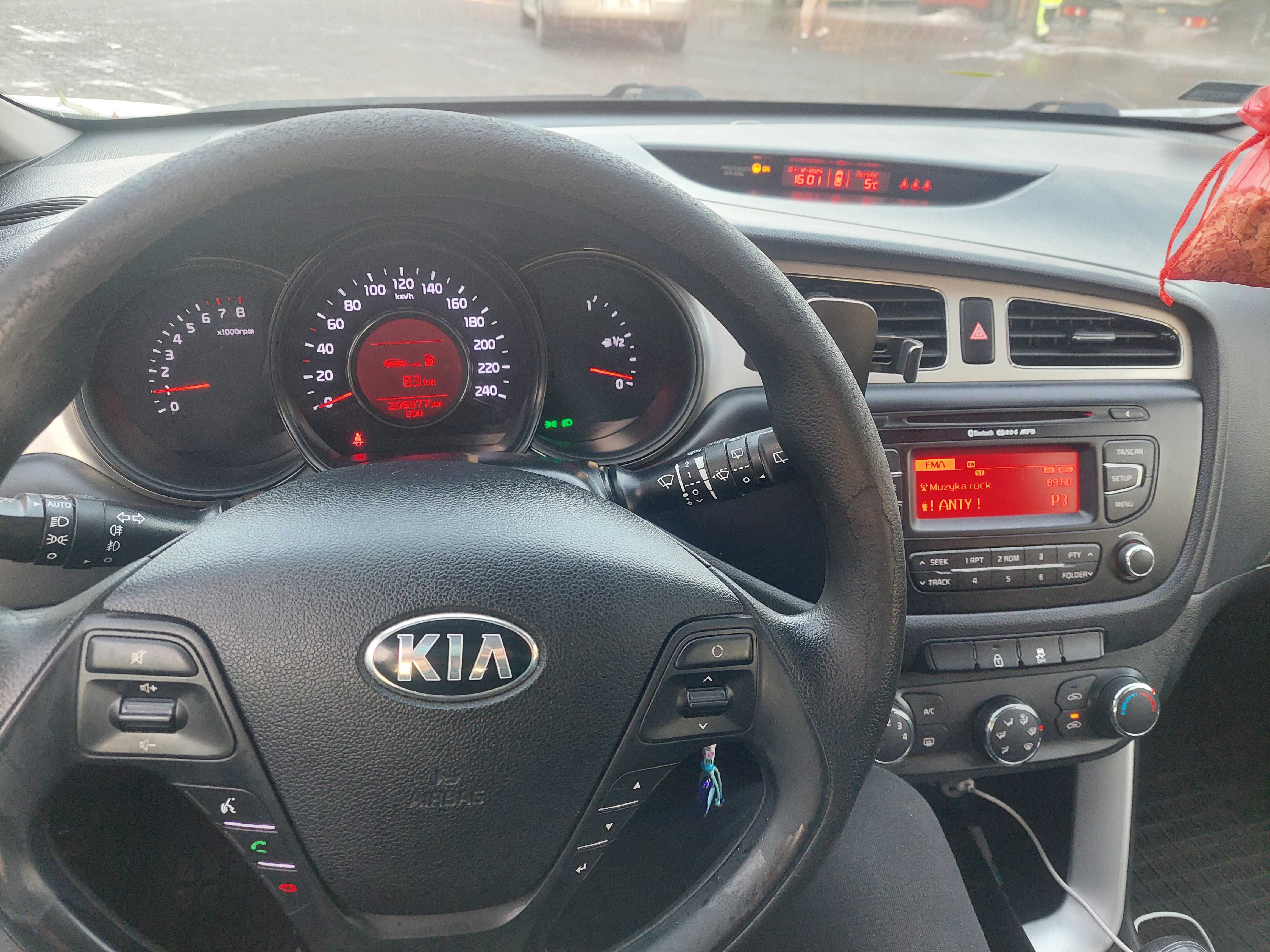 Sprzedam Kia Ceed 1,6 Gdi
