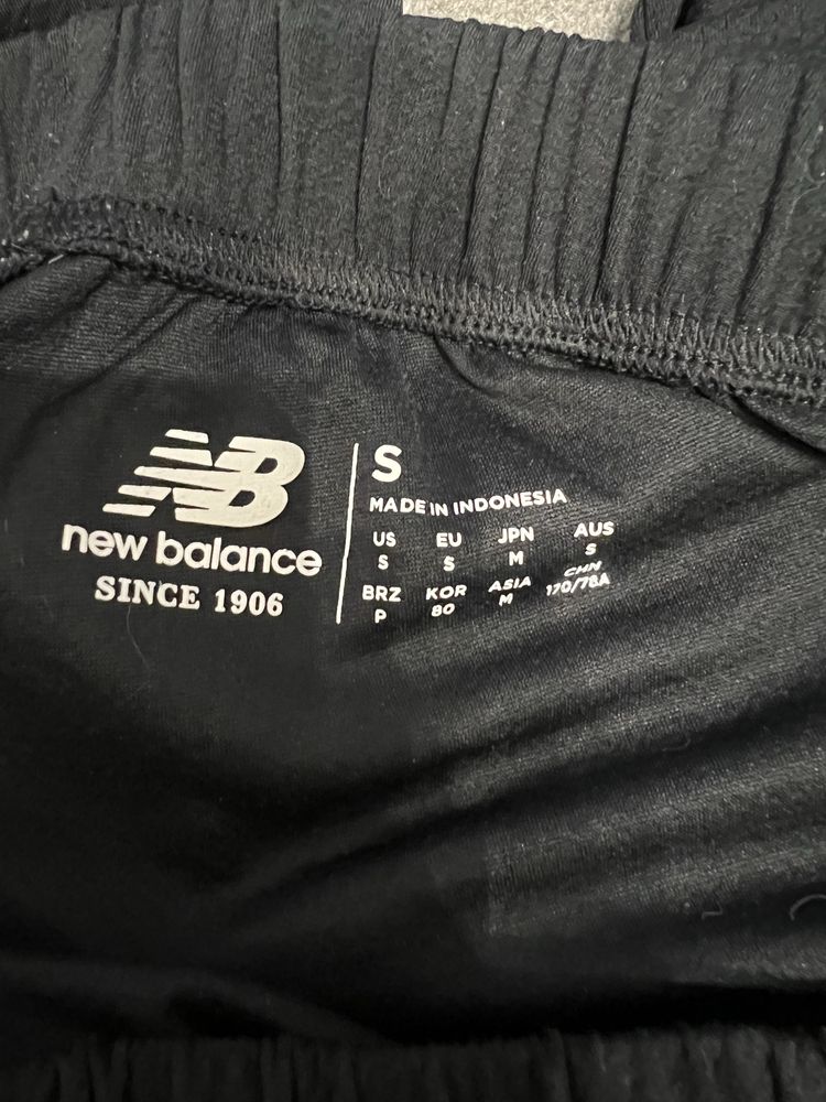 Спортивные штаны New Balance