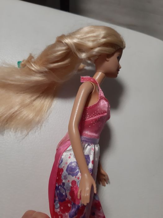 Lalka barbie roszpunka mattel księżniczka