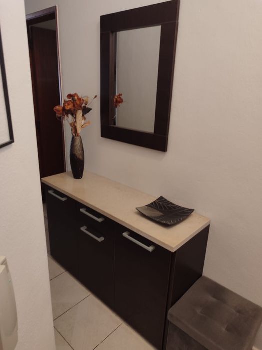 Moveis de Sala, aparadores e espelho