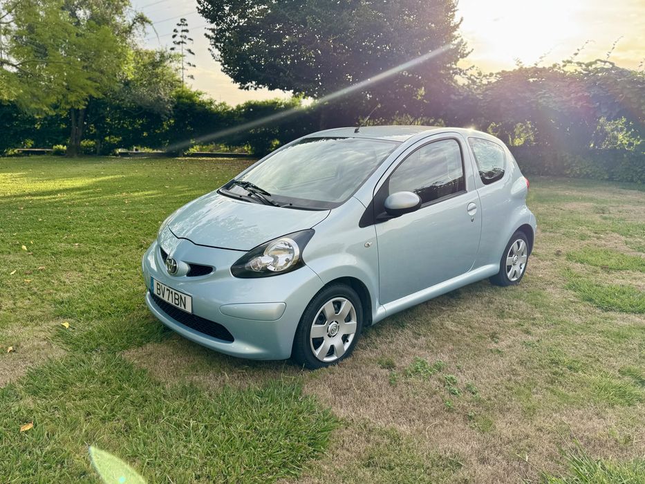 Toyota Aygo com A/C