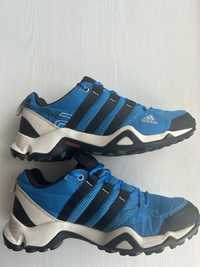 Buty adidas trekkingowe