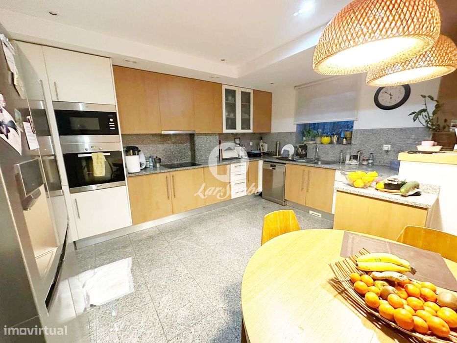 Moradia T4 com 280m² em Lomar, Braga