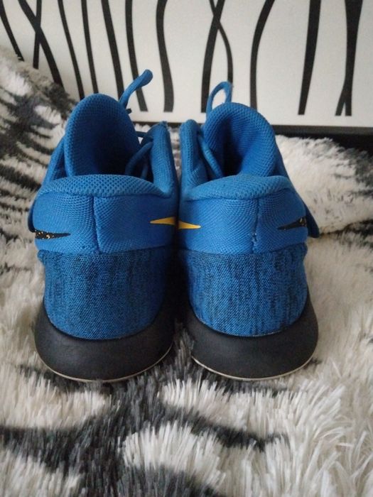Баскетбольні кросівки nike kd trey 5