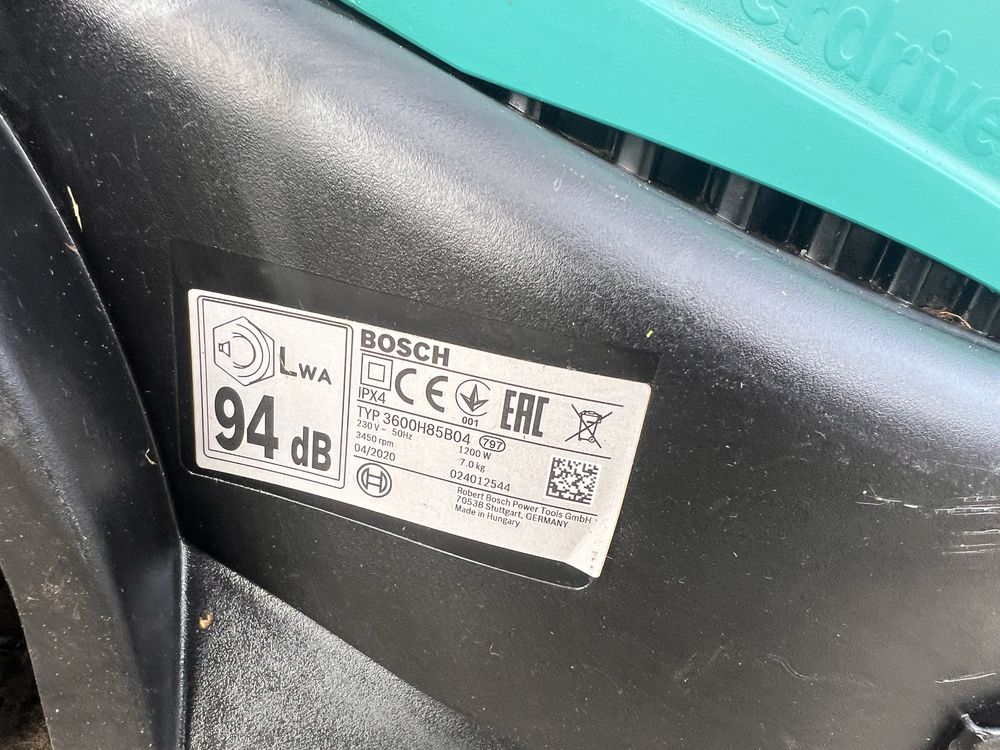 Газонокосарка bosch rotak 32