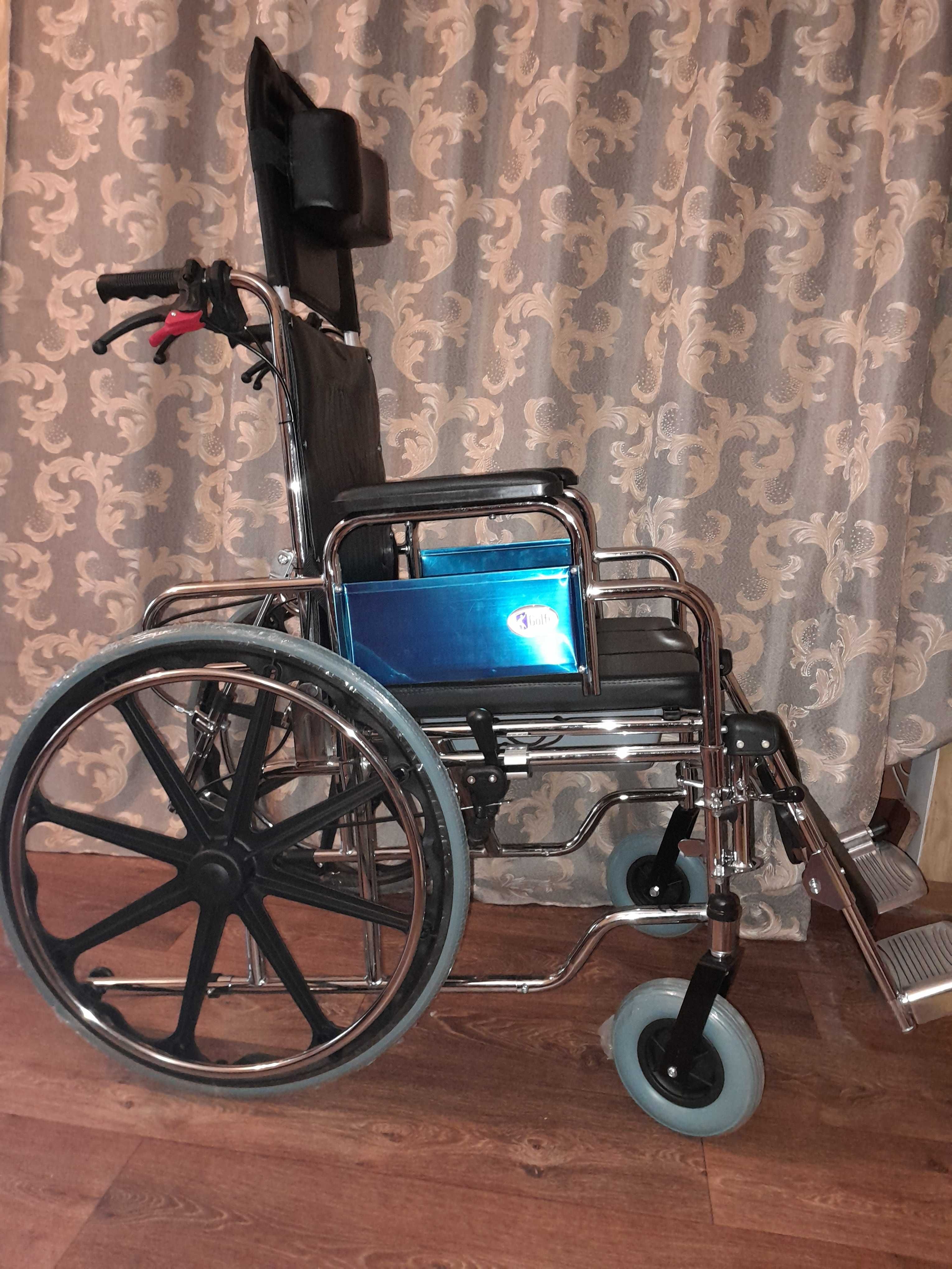 инвалидное-кресло коляска с санитарным оснащением