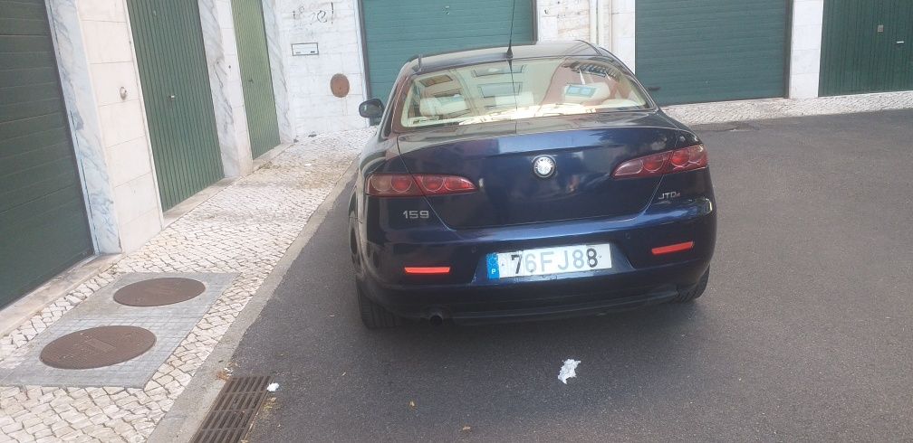 Alfa-Romeo Cx.Aut.159 JTD m.(Otimo estado)