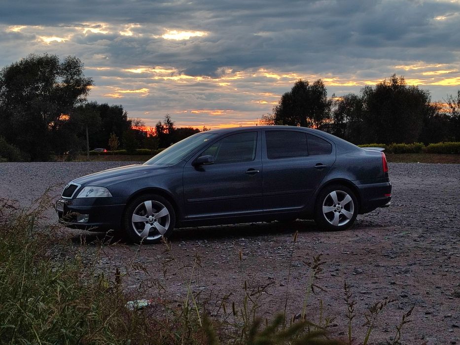 Skoda Octavia A5(Розгляну варіанти обміну на автомат або джип 8000$+)
