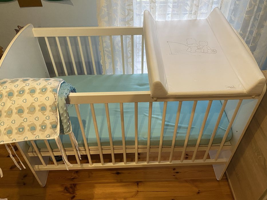 Łóżeczko, materac, przewijak, oslony, ZESTAW