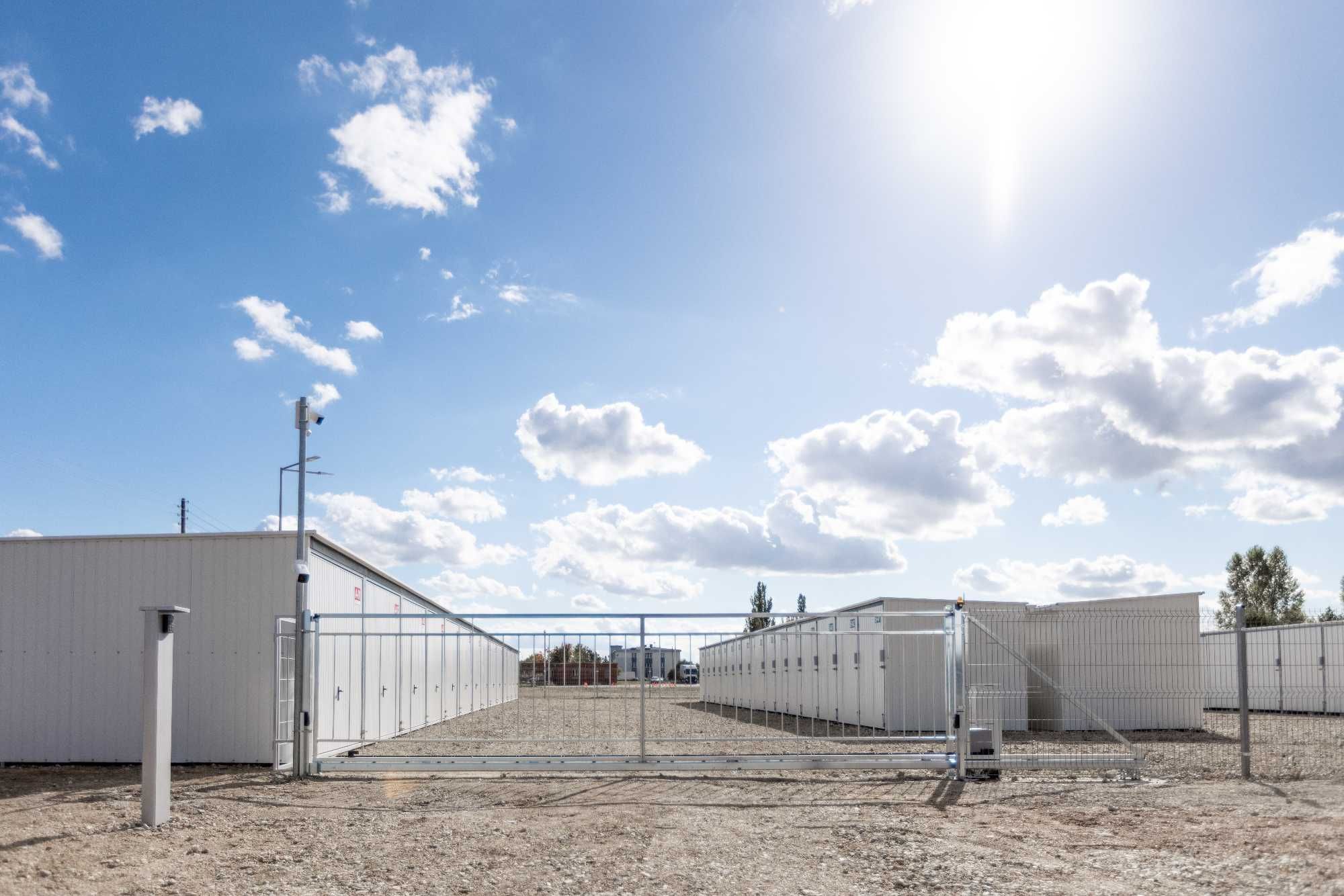 Mały magazyn samoobsługowy 15 m2 , selfstorage, box, kontener, Maślice