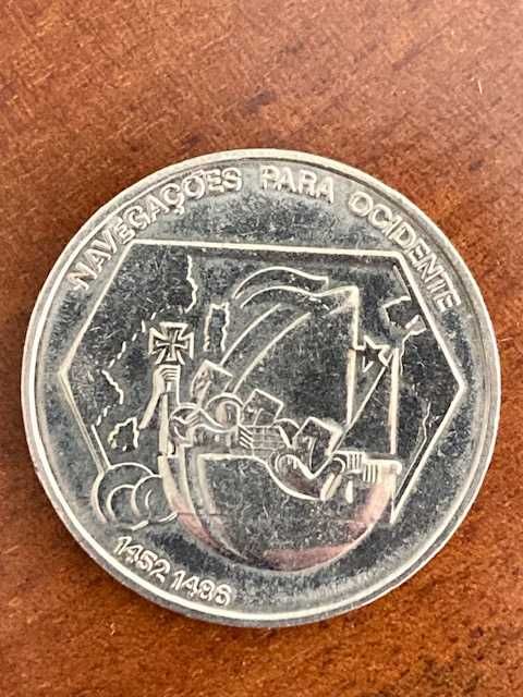 2 Moedas comemorativas 200 escudos 1991 - Navegações para Ocidente