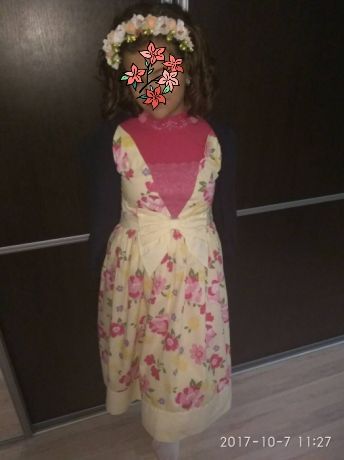 Платье нарядное на 11-13лет