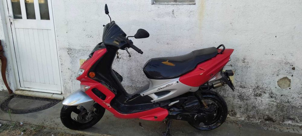 Vendo scooter marca Peugeot