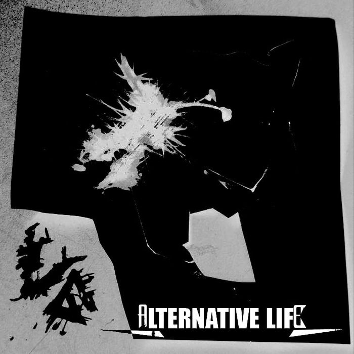 Ищю людей в группу, нужен басист и соло гитарист