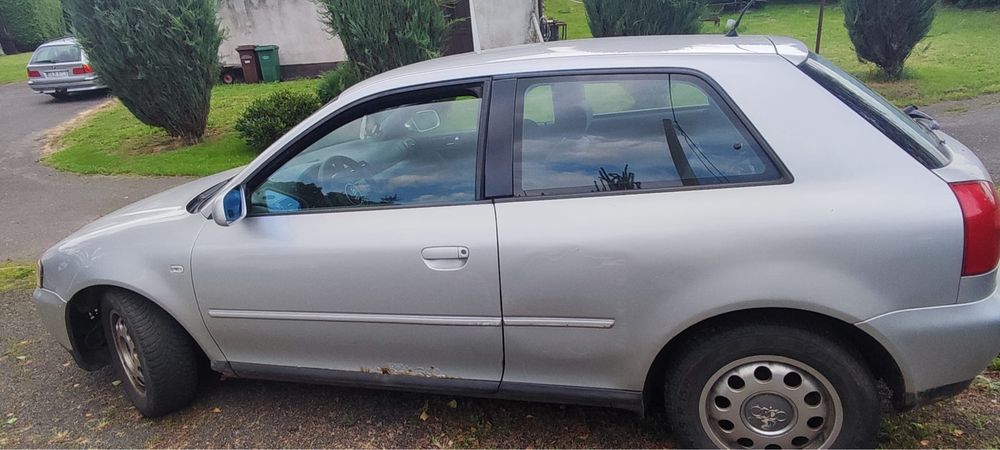 Audi a3 8l 1.6 benz + lpg