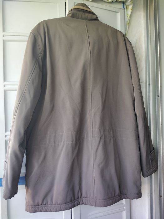 Casaco castanho de homem