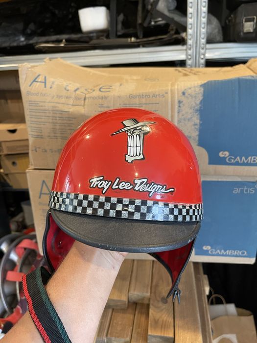 Capacete nedimoto em bom estado
