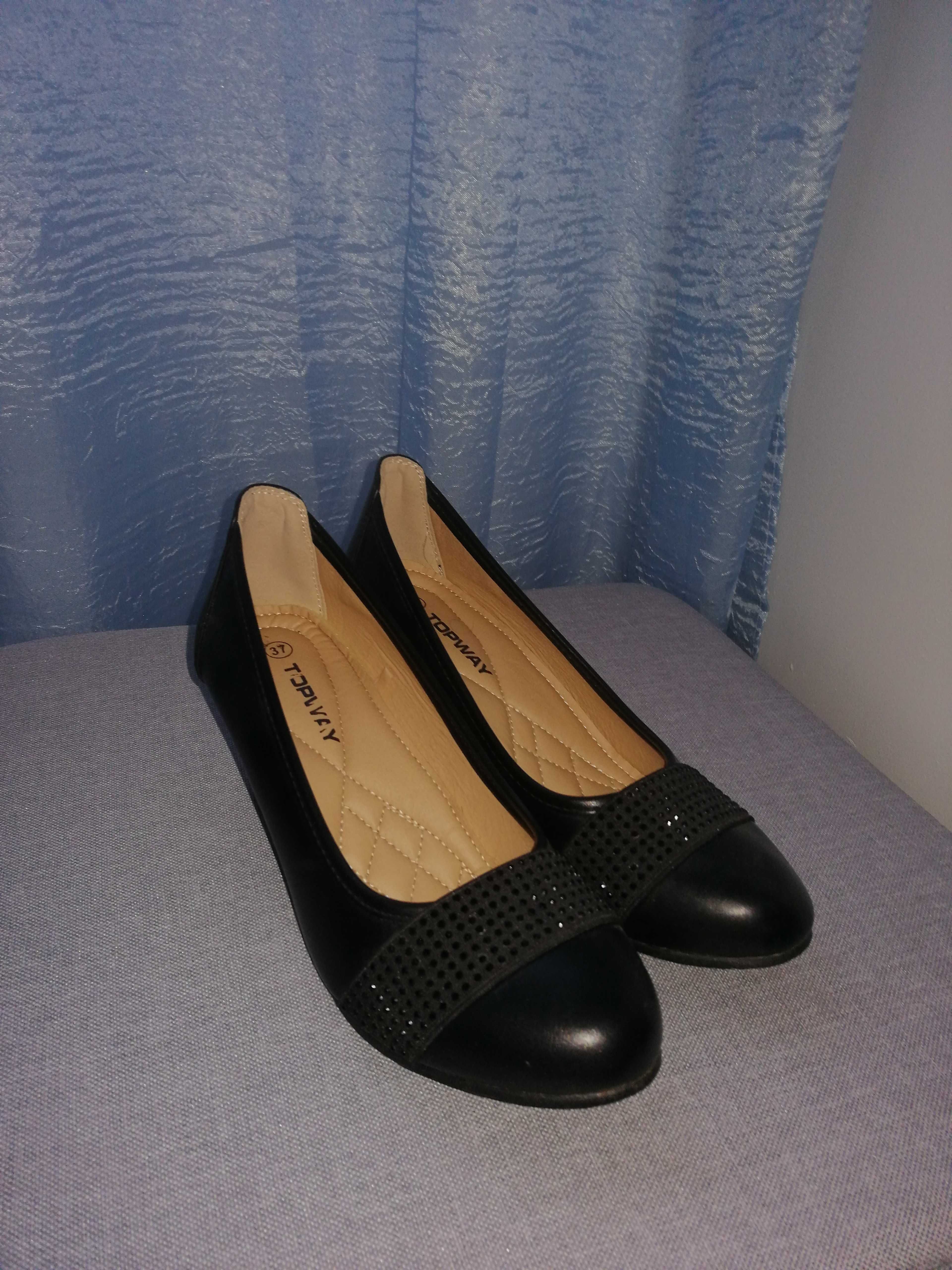 Sapatos e botas Tam 37