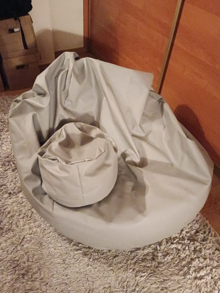 Pufa szara z dostawką na nogi