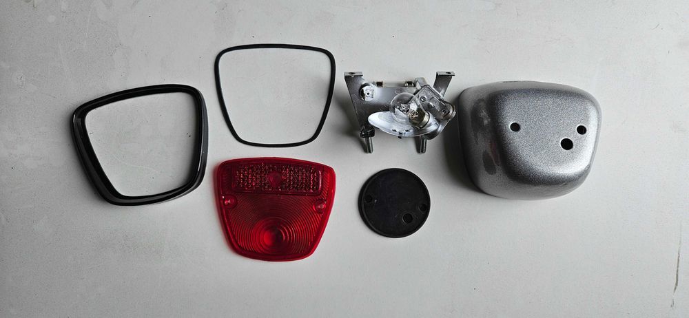 Sprzedam lampę tylną