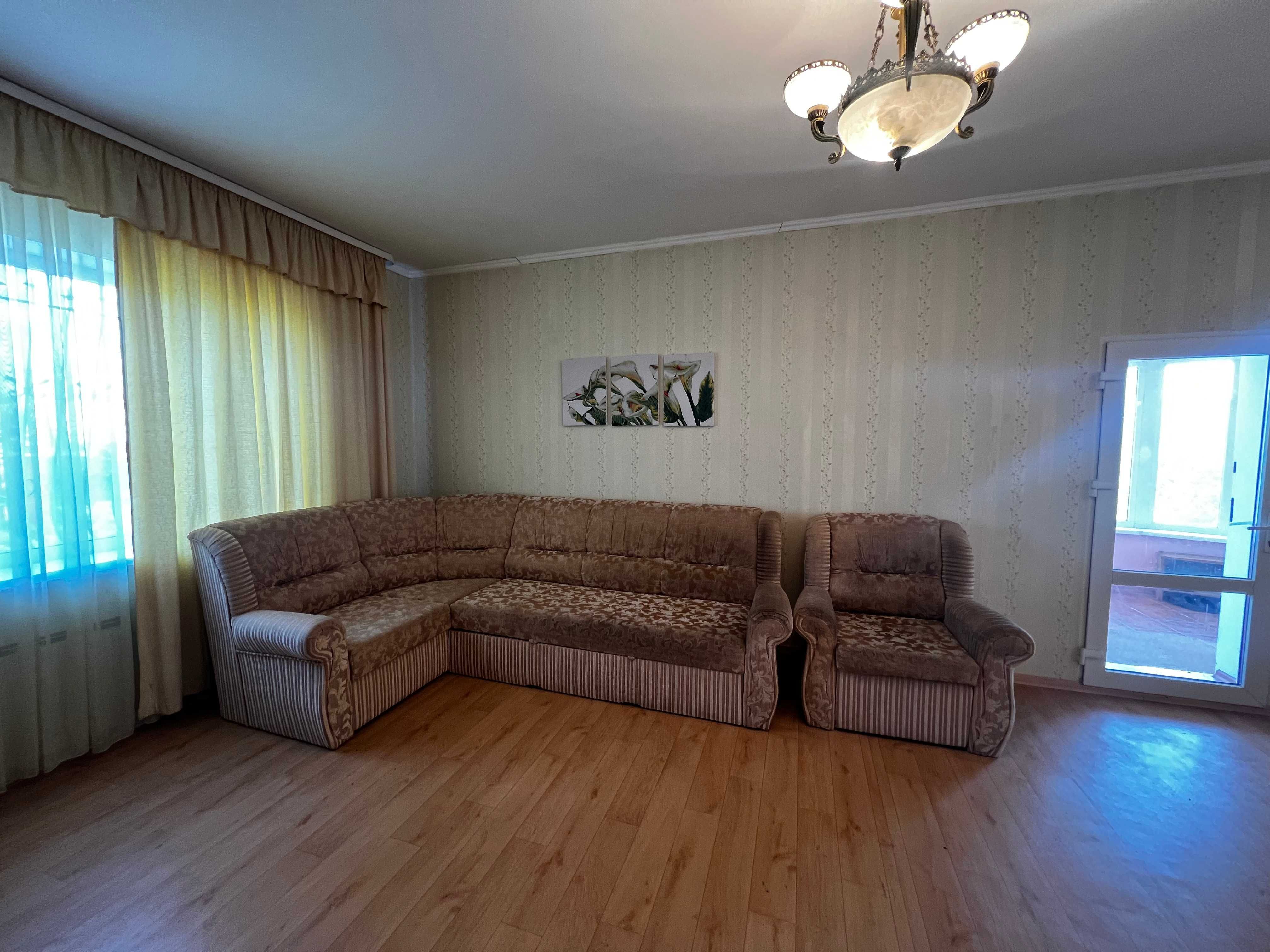 Капітальний 4 будинок в селі Перемога Броварського району є відеогляд