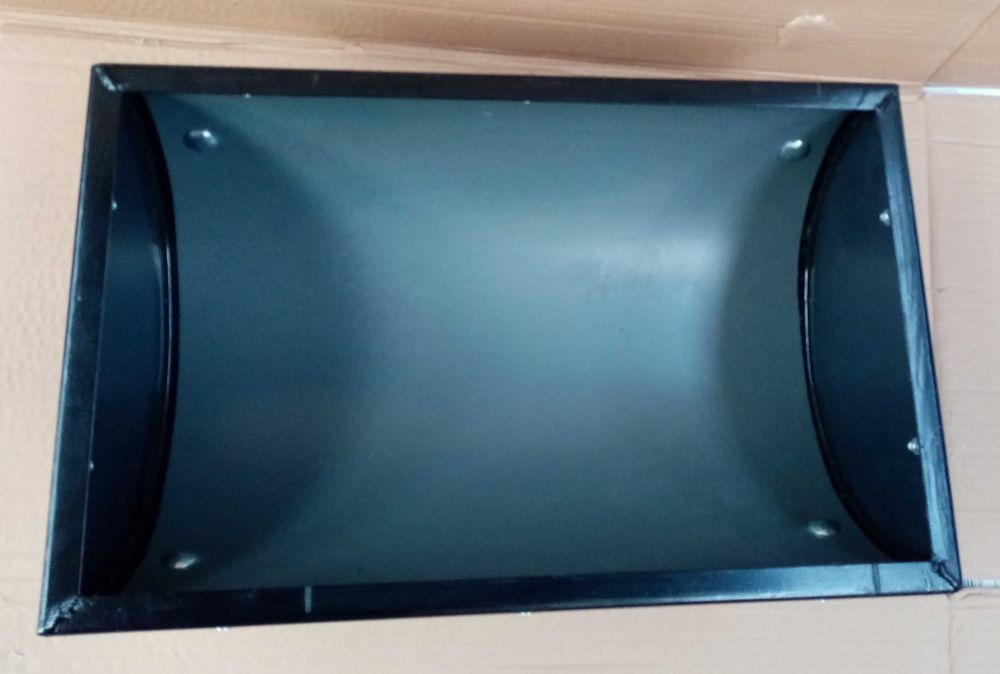 Karmnik karmidło Poidło 50 cm PCV kątownik zimnogięty