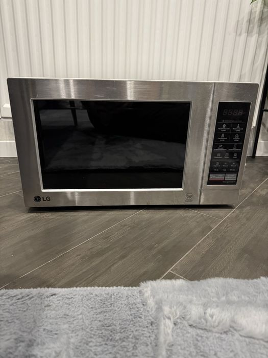 Микроволновая печь LG MH-6044V Нержавеющая сталь