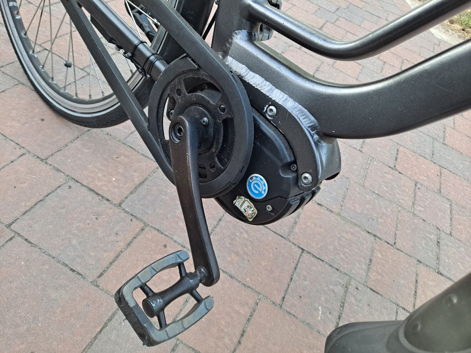 Silnik centralny do roweru elektrycznego