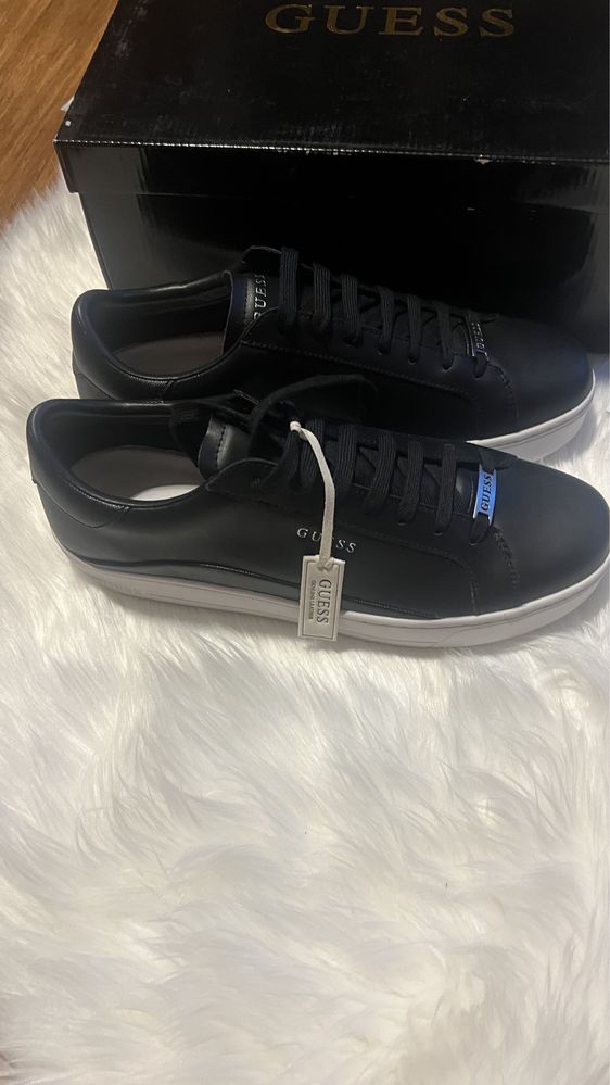 Buty męskie Guess 44
