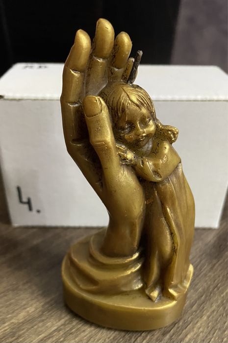 Swieca z naturalnego wosku pszczelego