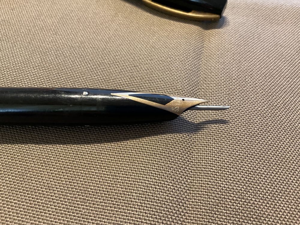 Canetas Sheaffer com aparos em ouro 14k